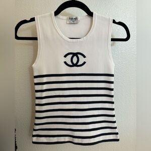 Chanel Top. Size 36